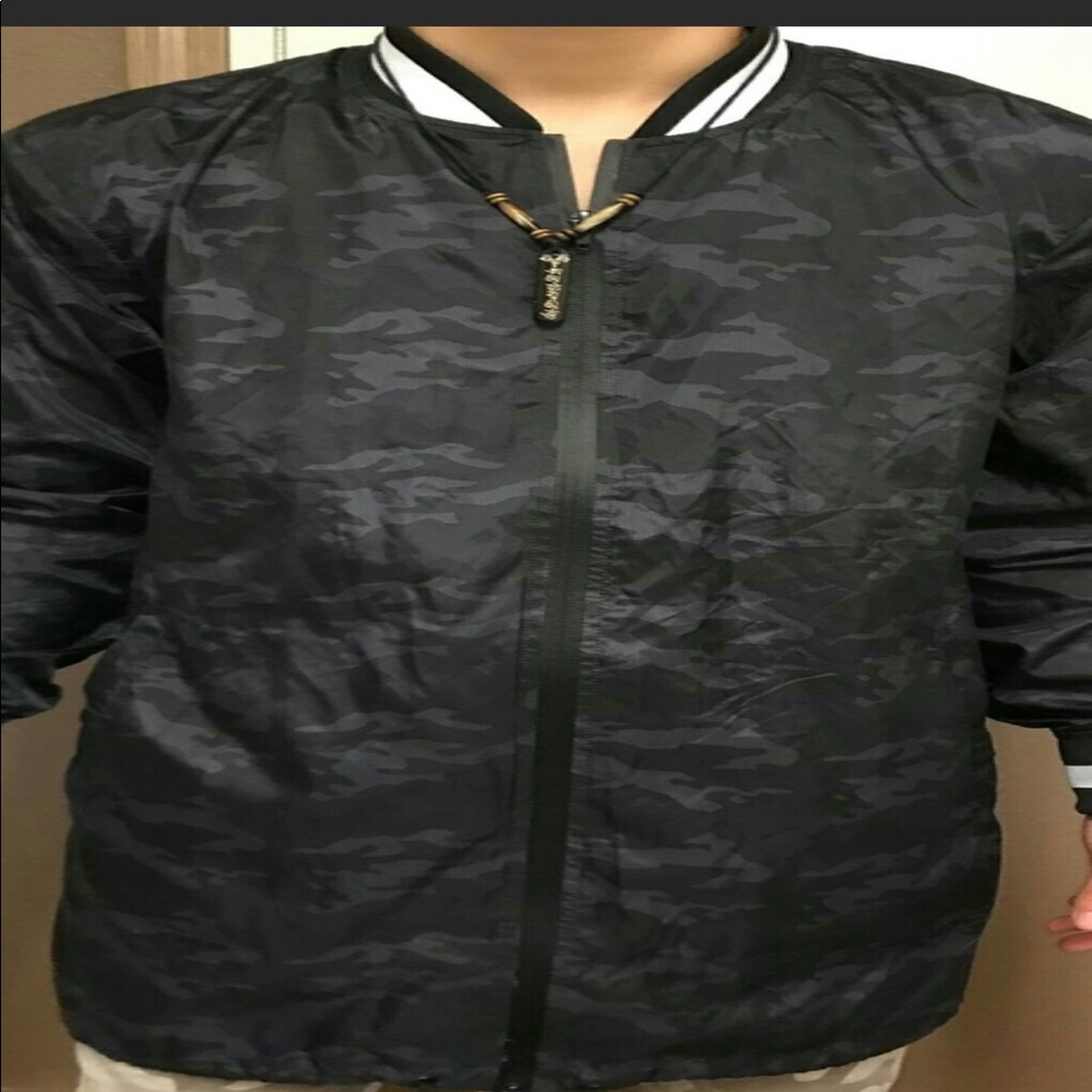 NWT FOREVER 21 Men Windbreaker Black Camo Jacket